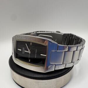 Casio Women's Watch Classic Stainless Steel Bracelet MTP-1165 New Battery